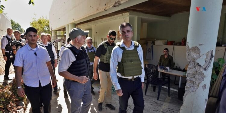 En Fotos | Jefe de la diplomacia europea visita Israel y le pide que la ira no le consuma