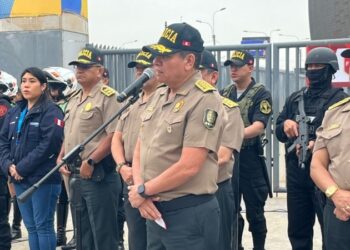 Autoridades peruanas harán control migratorio en estadio donde se enfrentarán Venezuela y Perú