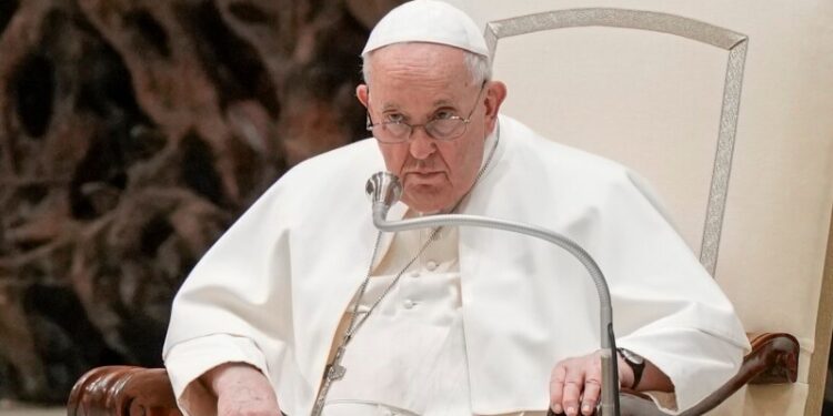 El Papa advierte sobre las destrucciones causadas por el cambio climático en la semana de la COP28