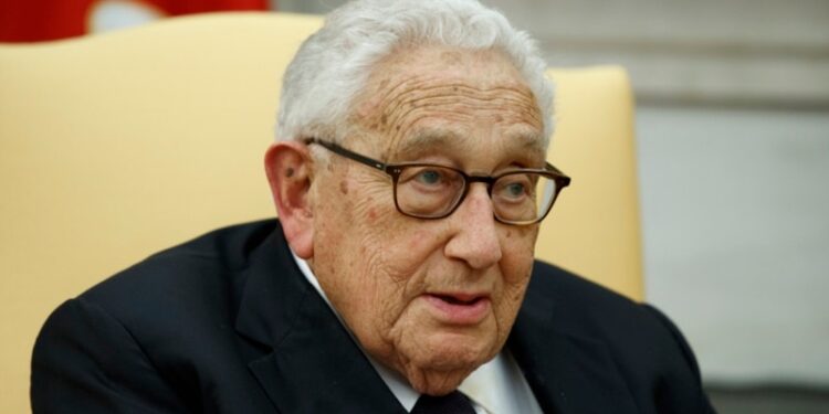 Henry Kissinger, ex alto diplomático estadounidense bajo Nixon y Ford, muere a los 100 años