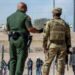 Grandes cantidades de migrantes siguen llegando a la frontera EEUU – México.