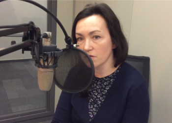 Emisora pide al Departamento de Estado que ayude a periodista estadounidense encarcelada en Rusia