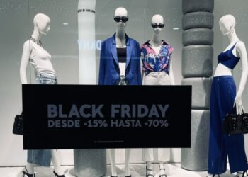 Con poca afluencia, pese a las ofertas, los venezolanos celebraron su propio Black Friday