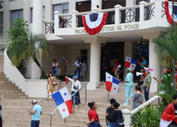 Minera canadiense hace pago de 563 millones de dólares a Panamá