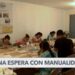 Migrantes en Ciudad Juárez aprenden manualidades mientras esperan cita con autoridades de EEUU