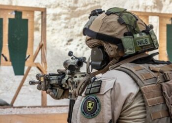 Fuerzas estadounidenses responden a grupo respaldado por Irán tras ataque con misiles balísticos