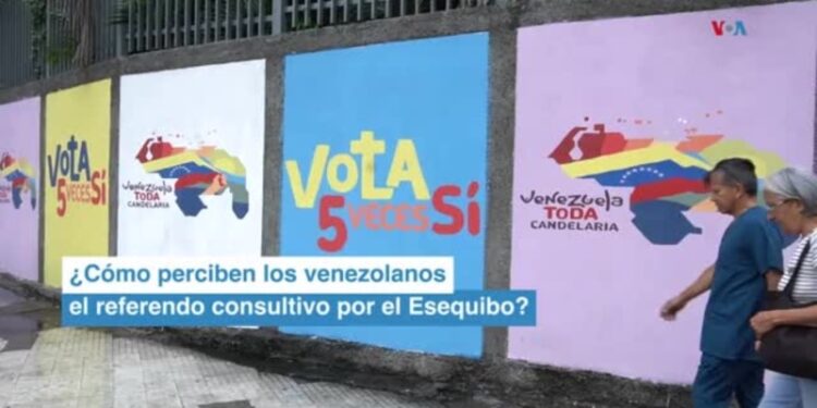Los venezolanos indecisos entre votar o no en referendo por el Esequibo