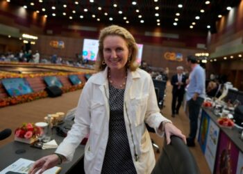 Delegación de la vicepresidenta Kamala Harris viaja a Guatemala