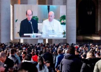 El papa Francisco reveló que tiene una “inflamación pulmonar”