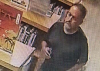 Detienen a indecente que expuso sus genitales en una biblioteca en Miami-Dade