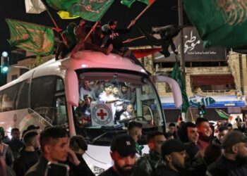 Israel y Hamás inician último día del alto el fuego en medio de presiones para extenderlo