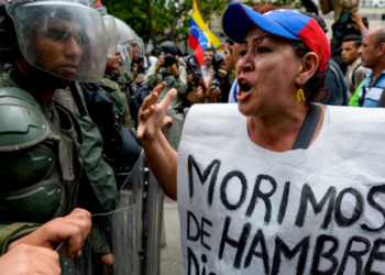 ¿Es posible una solución pacífica a la crisis en Venezuela? exasesor de Obama analiza la situación