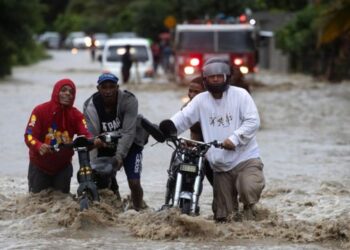 Suben a 30 los fallecidos a causa de las lluvias torrenciales en República Dominicana