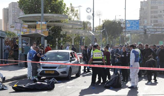 Tres muertos y seis heridos en un ataque palestino con disparos en Jerusalén