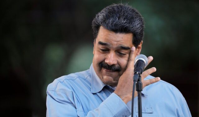 Revelaron que la cúpula chavista estudia presentar un candidato diferente a Maduro en 2024