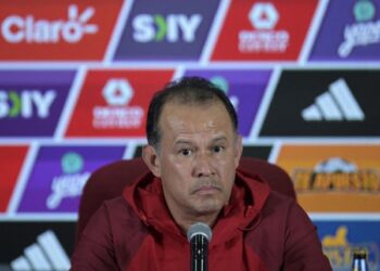 Entrenador de Perú elogió el buen momento de la Vinotinto en las eliminatorias