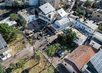 Cohete que explotó en hospital en Gaza pudo ser lanzado por palestinos, según informe de HRW