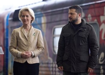 Ucrania confía en su ingreso en la UE mientras resiste una nueva oleada de ataques rusos