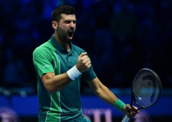 Récord absoluto: Djokovic arrrasó a Sinner y se proclamó campeón del Masters ATP por séptima vez en su carrera