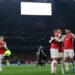 Arsenal se clasificó a los octavos de Champions tras vapulear al Lens