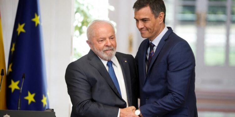 Líderes de España y Brasil discutirán el acuerdo UE-Mercosur en la COP: fuentes