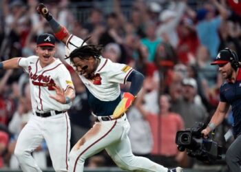 Las 5 principales noticias de Venezuela hoy: Chevron envía crudo; Acuña MVP; TSJ blinda el referendo, y más