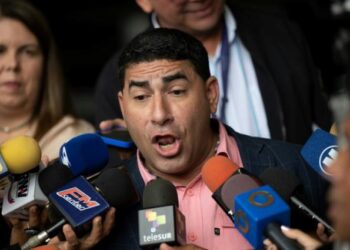 El “alacrán” Luis Ratti pidió al Ministerio Público que María Corina Machado sea citada en 48 horas (Video)