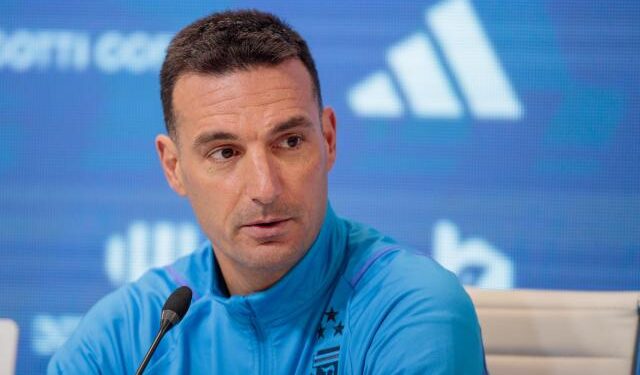 Scaloni manda un mensaje de ánimo a la selección de Argentina tras caer en semifinales