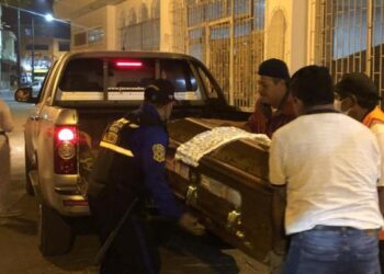 Motorizados asesinaron a balazos a un venezolano en su trabajo en Ecuador