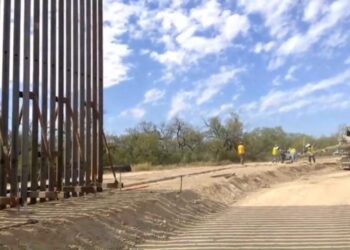 VIDEO: El único estado de EEUU que continúa construyendo el muro fronterizo con México