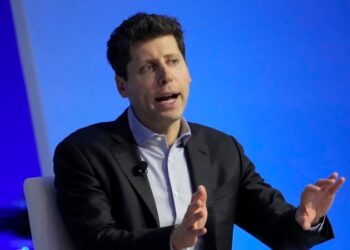 Microsoft contrata a Sam Altman; nuevo CEO de OpenAI investiga su despido
