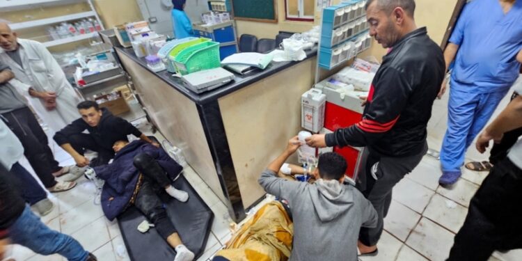 Pacientes y personal médico abandonan hospital de Gaza tras toma de Israel