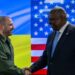 EEUU reitera su apoyo a Ucrania con la visita del secretario Austin a Kiev