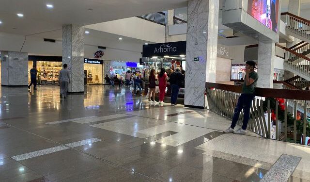 Así se vivió el Black Friday 2023 en reconocido centro comercial de Caracas (FOTOS)