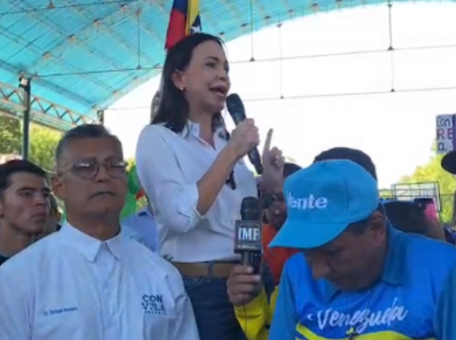 “Voy a enfrentar y vamos a derrotar a Maduro”: María Corina se las cantó al régimen desde Lara