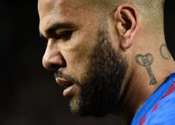 La víctima de Dani Alves niega un pacto y recalca que el daño que ha sufrido es “irreparable”