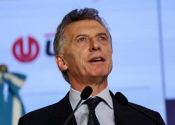 Expresidente argentino Macri llama a no resignarse en elección que es “punto de inflexión”