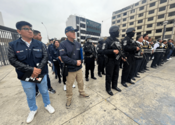 Guaidó condenó control migratorio de autoridades peruanas en pleno partido contra la Vinotinto