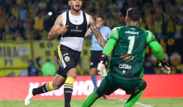 Deportivo Táchira logró su décima estrella tras vencer a Caracas FC en la tanda de penales de la final