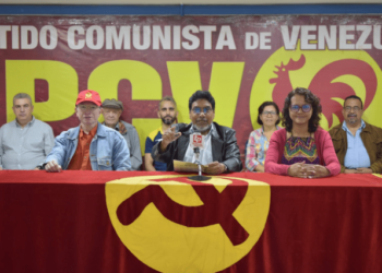 PCV denunció que el chavismo presiona a trabajadores públicos para que participen en su referendo