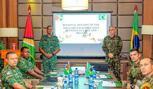 Guyana refuerza su cooperación militar con Brasil en plena disputa territorial por el Esequibo