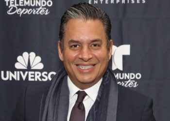Daniel Sarcos regresa a la televisión venezolana con un programa de concursos
