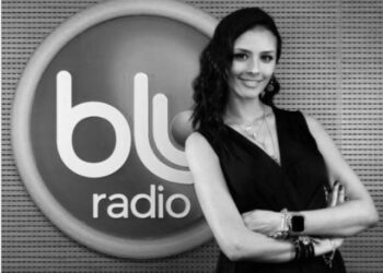 Tragedia en Colombia: locutora en Blu Radio murió luego de que le cayera encima una pantalla gigante