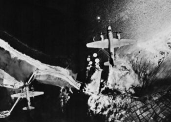 Restos de piloto estadounidense de la Segunda Guerra Mundial son encontrados tras 80 años