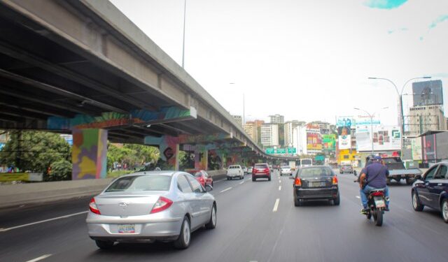 Cazaba a sus víctimas a orillas del río Guaire: El peligroso delincuente atrapado en la autopista Francisco Fajardo