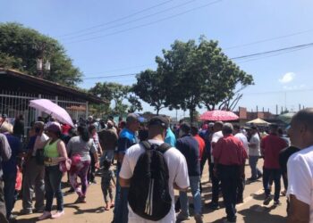 Chavismo amenaza a trabajadores de empresas básicas en Bolívar: “Si no participan en simulacro, no hay bono”