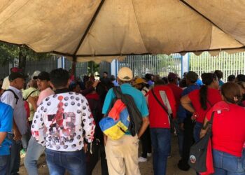 “Despelote” para sacar la cédula en oficina del Saime en San Juan de los Morros