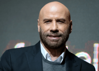 John Travolta recordó como se salvó milagrosamente de un accidente de avión con su familia