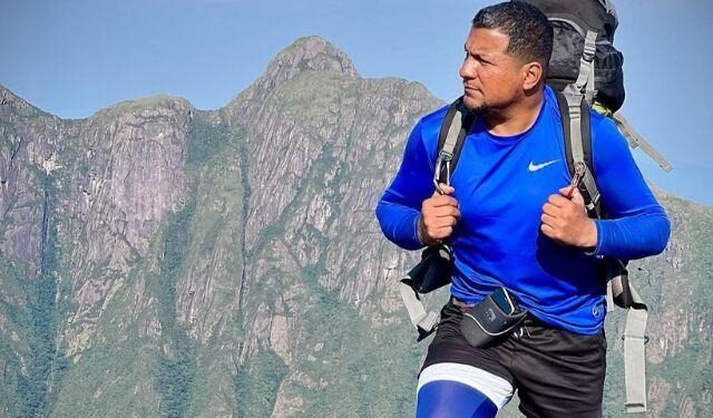 Guía murió tras ser alcanzado por un rayo en medio de una excursión y turista grabó el trágico momento (VIDEO)