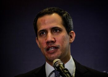 “La libertad avanza en la región”, las felicitaciones de Juan Guaidó a Javier Milei por resultar electo presidente en Argentina